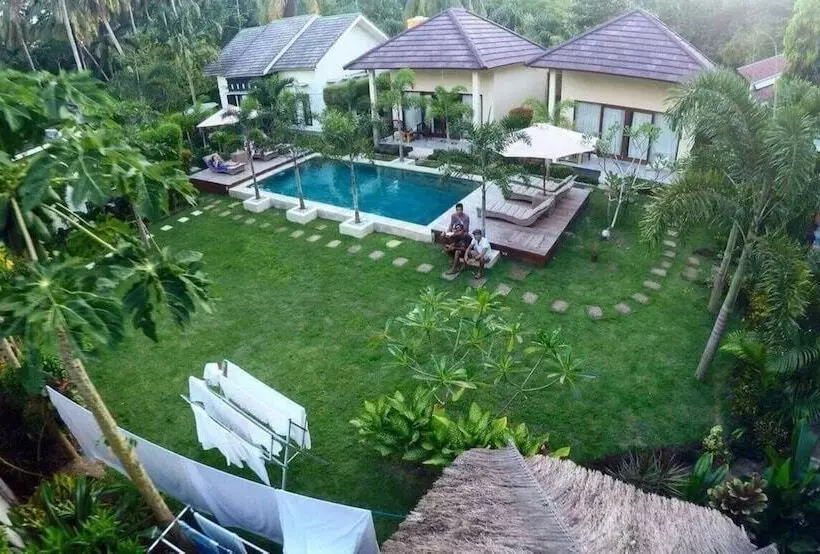 Shu Villa