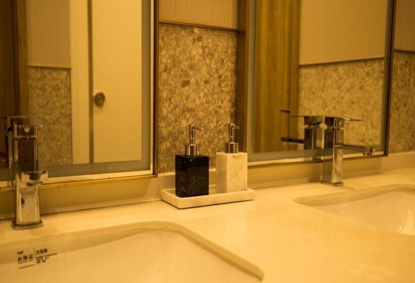 Hanting Premium Hotel Yantai Laishan Yingchun Street