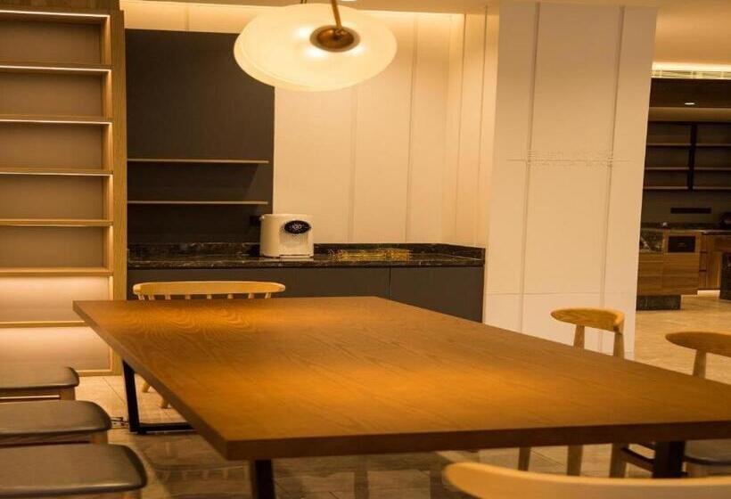 Hanting Premium Hotel Yantai Laishan Yingchun Street