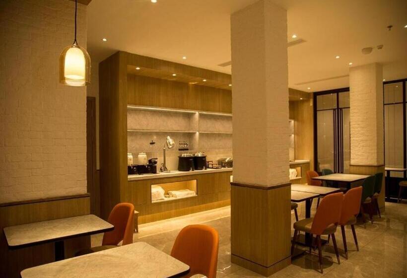 Hanting Premium Hotel Yantai Laishan Yingchun Street