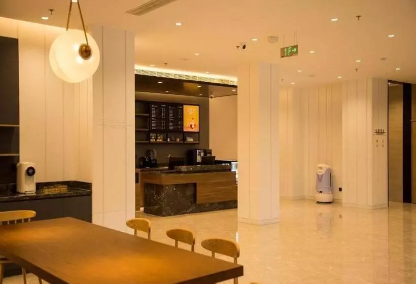 Hanting Premium Hotel Yantai Laishan Yingchun Street