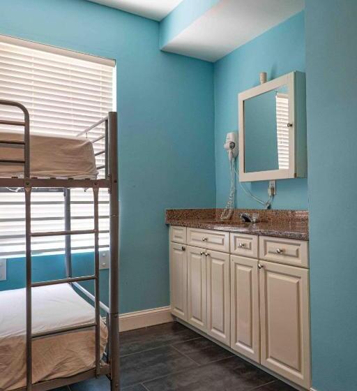 فندق صغير Beds N' Drinks