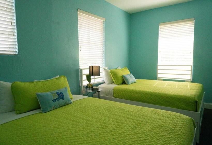 فندق صغير Beds N' Drinks