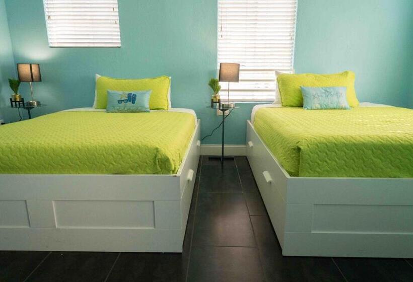 فندق صغير Beds N' Drinks