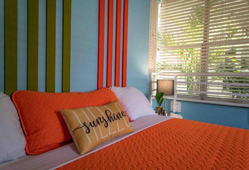 فندق صغير Beds N' Drinks