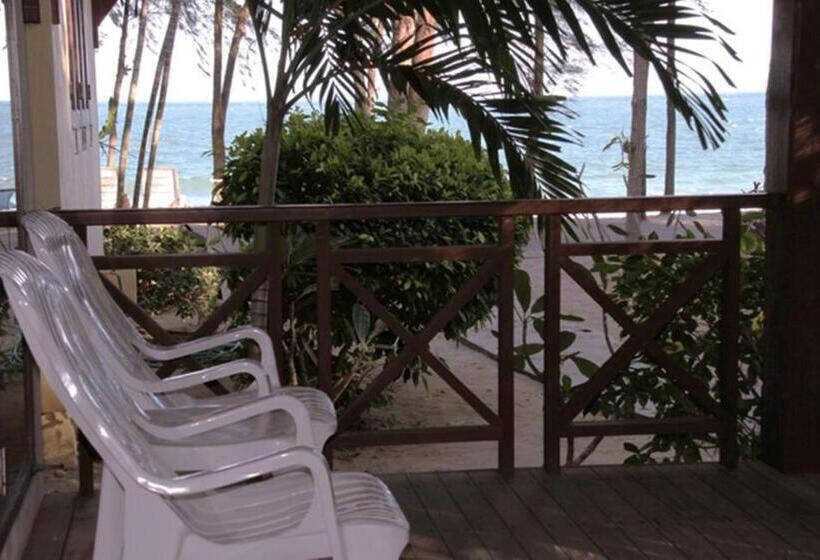 Bayview Beach Resort