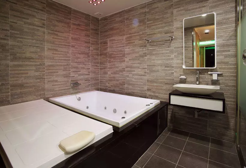 汽车旅馆 G&g Yeonsan