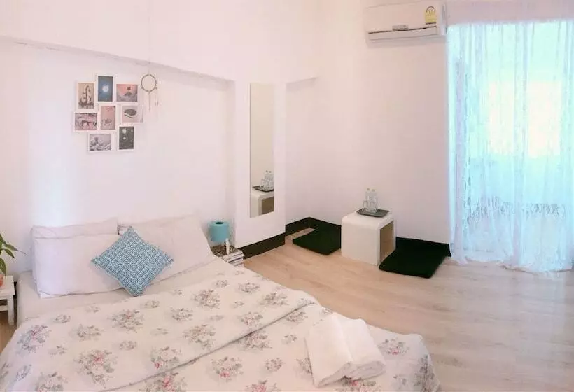 Отель A2k Paradise Guesthouse Adults Only