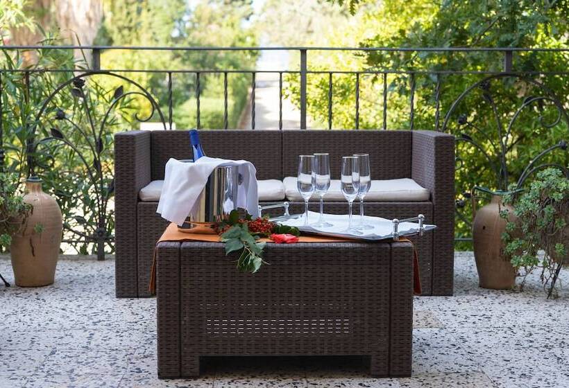 فندق Agriturismo Costantino