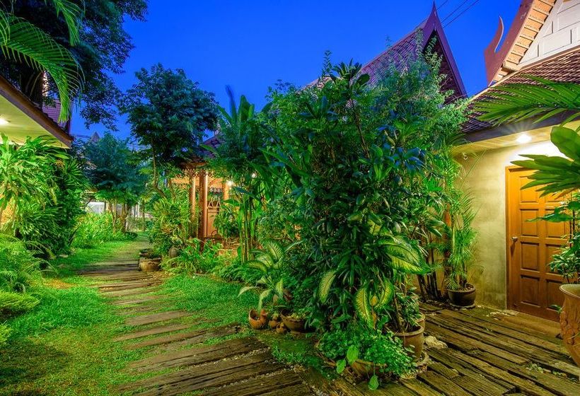 Hotel Baan Khachathong Hua Hin
