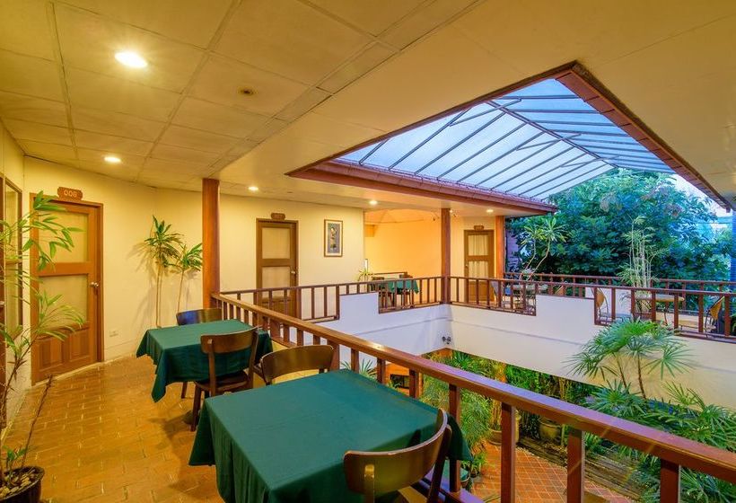 Hotel Baan Khachathong Hua Hin