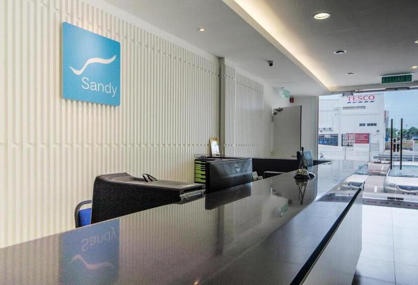 هتل Sandy