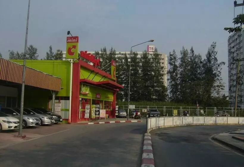 Impact Don Mueang Bangkok Guest House