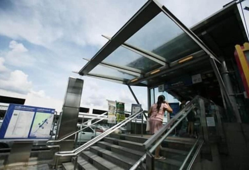 Impact Don Mueang Bangkok Guest House