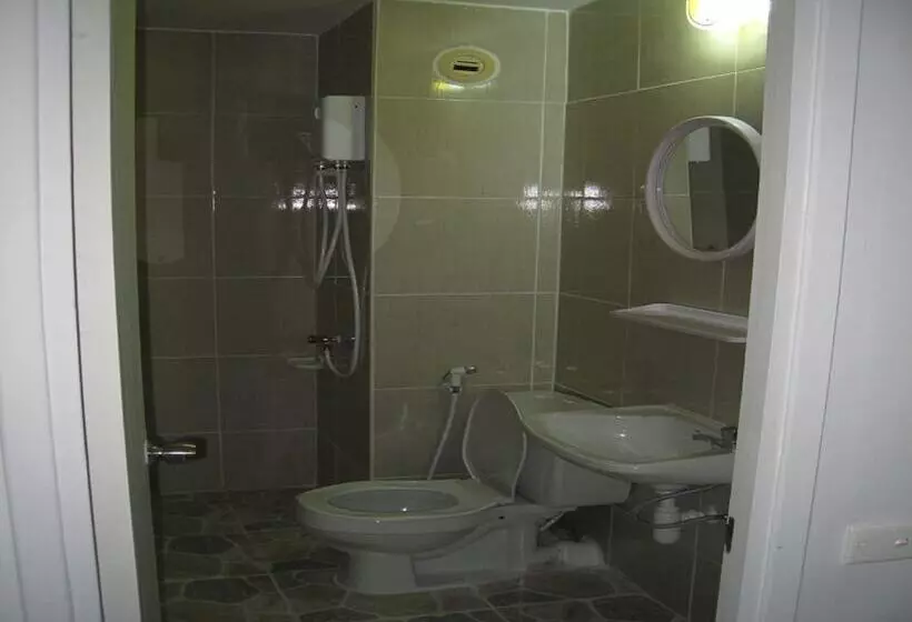 Impact Don Mueang Bangkok Guest House