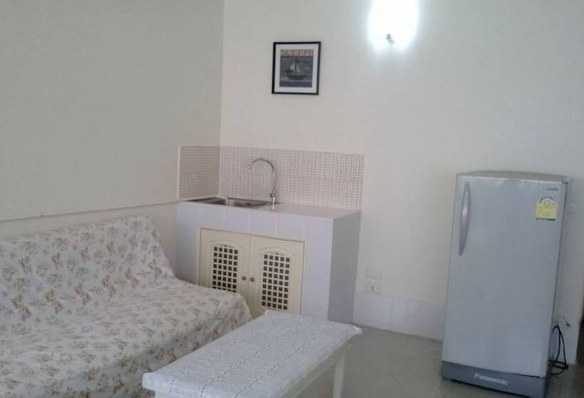 Impact Don Mueang Bangkok Guest House