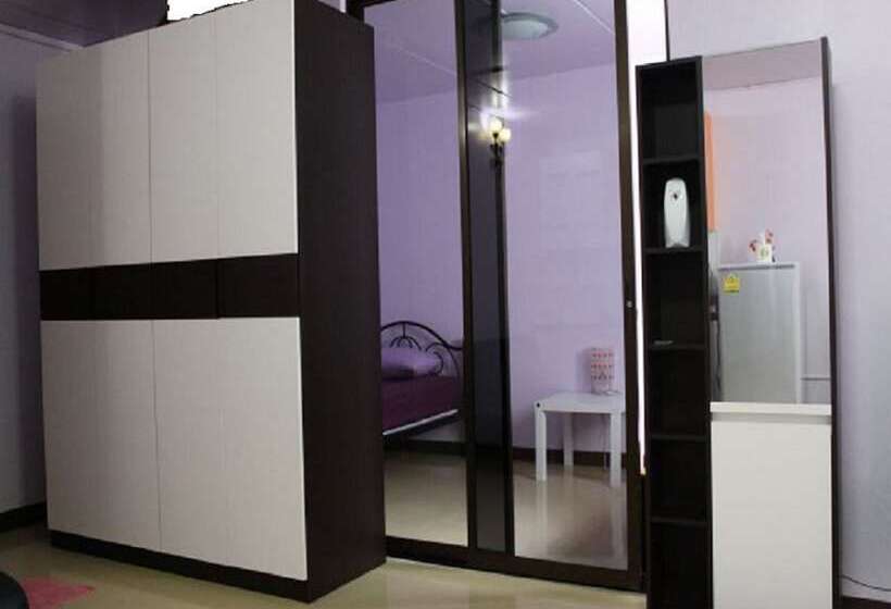 Impact Don Mueang Bangkok Guest House