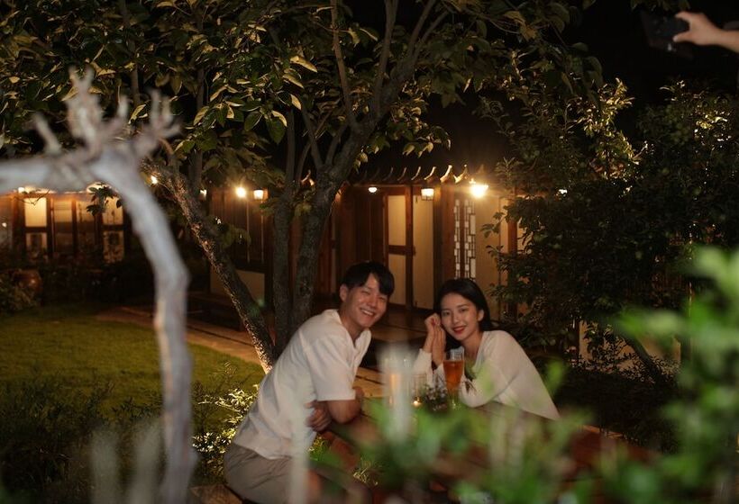 ペンション Hanok Hotel Dong Nak Won