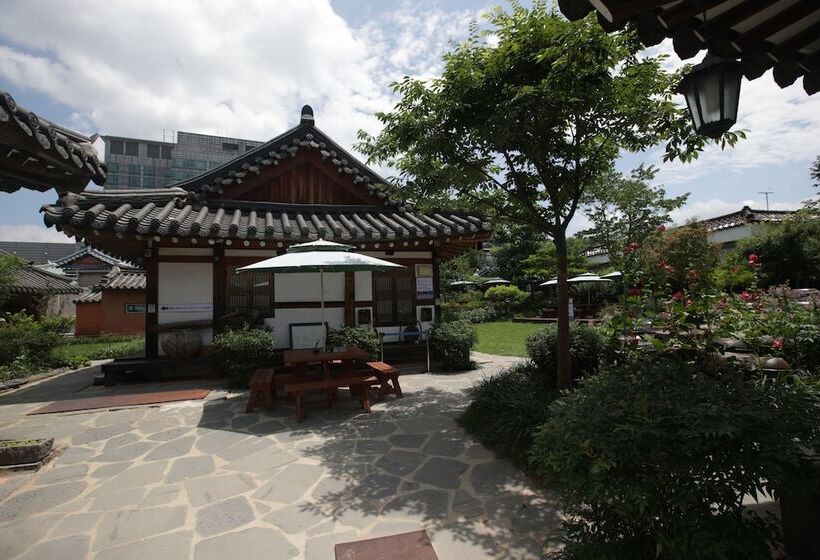 ペンション Hanok Hotel Dong Nak Won