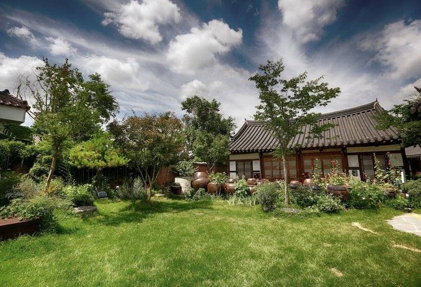 ペンション Hanok Hotel Dong Nak Won