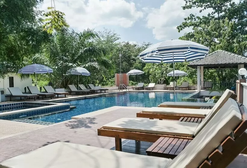 Resort Treeya Lanta