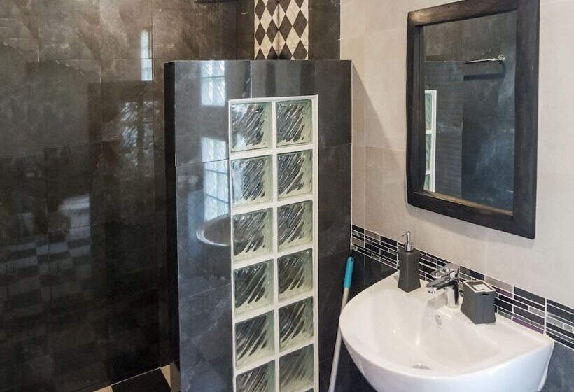 渡假胜地 Treeya Lanta