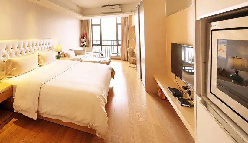 Yumi Huanju Apartment Hopsen Plaza Branch