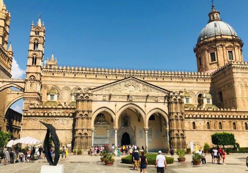 هتل Aquarooms Luxury Suites