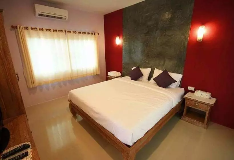 Hotel Baan Suan Him Doi