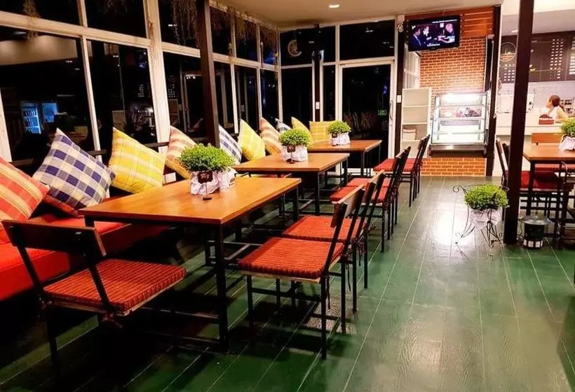 Hotel Baan Suan Him Doi