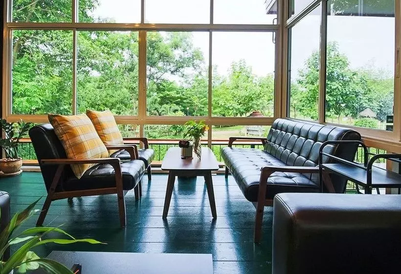 Hotel Baan Suan Him Doi