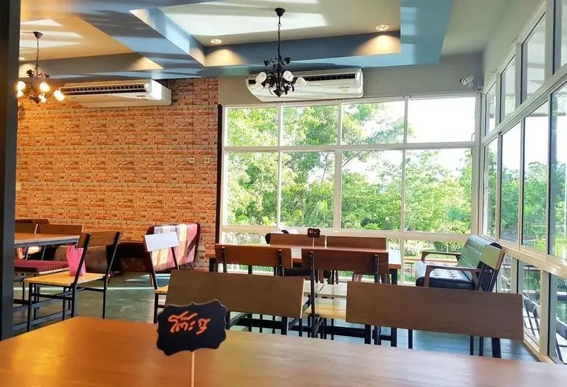 Hotel Baan Suan Him Doi