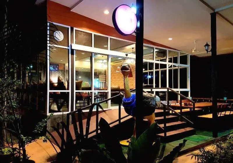 ホテル Baan Suan Him Doi