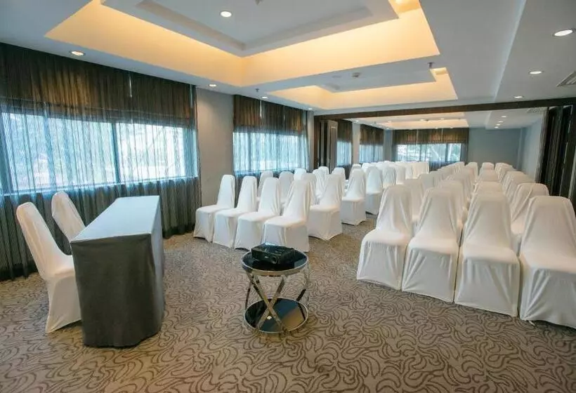 Hotel Dreamtel Kota Kinabalu