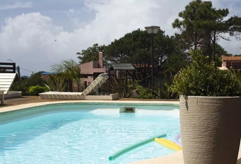 هتل El Diablo Y El Mar