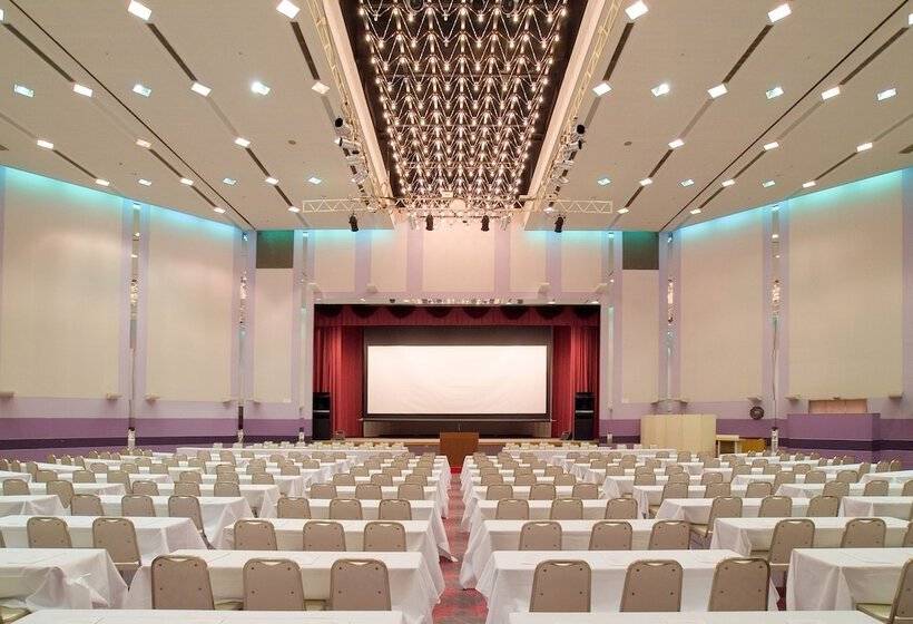 בית מלון כפרי Grandia Housen