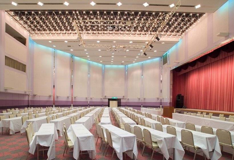 בית מלון כפרי Grandia Housen