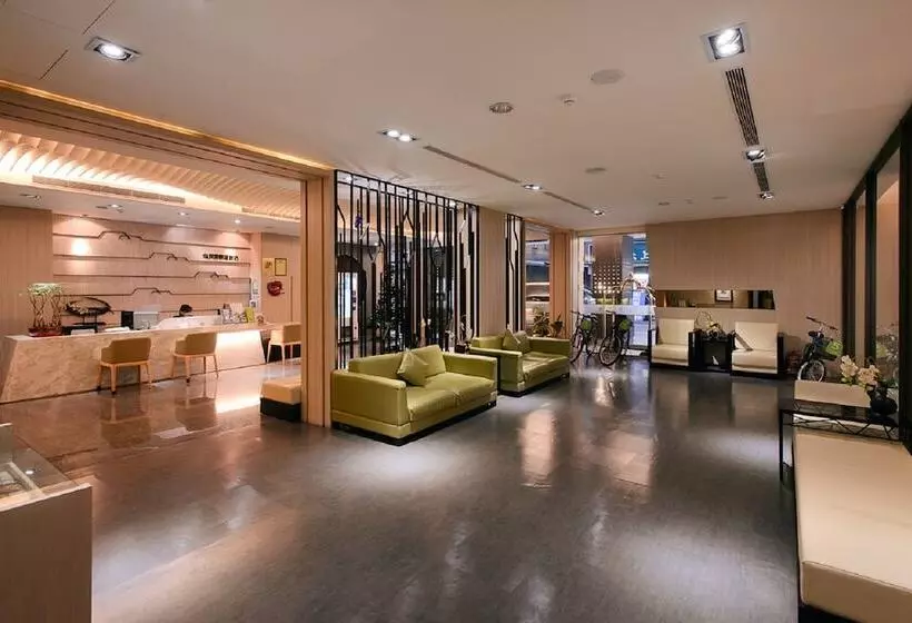 Kiwi Express Hotel   Kaohsiung Station