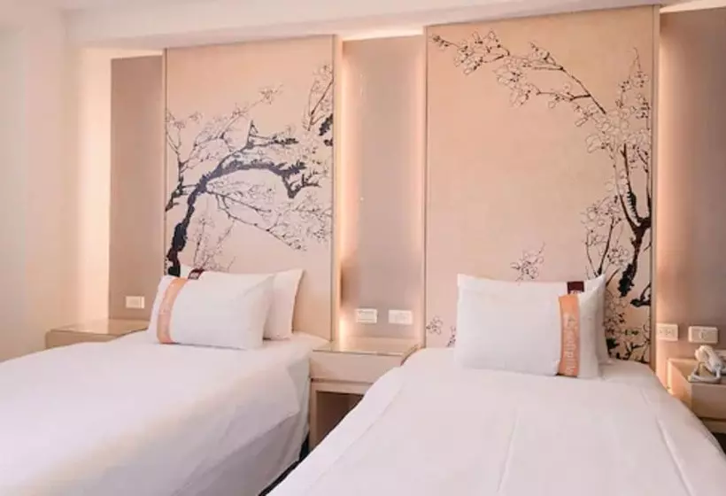 Kiwi Express Hotel   Kaohsiung Station