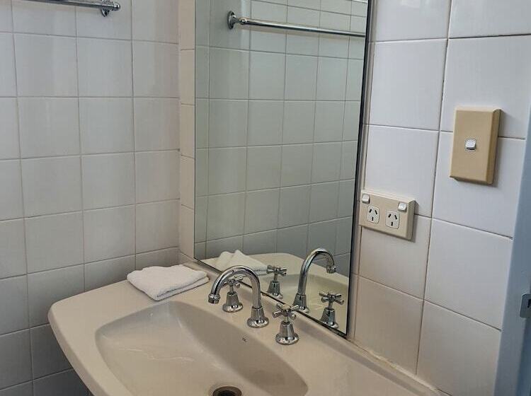 בית מלון כפרי Kooyong