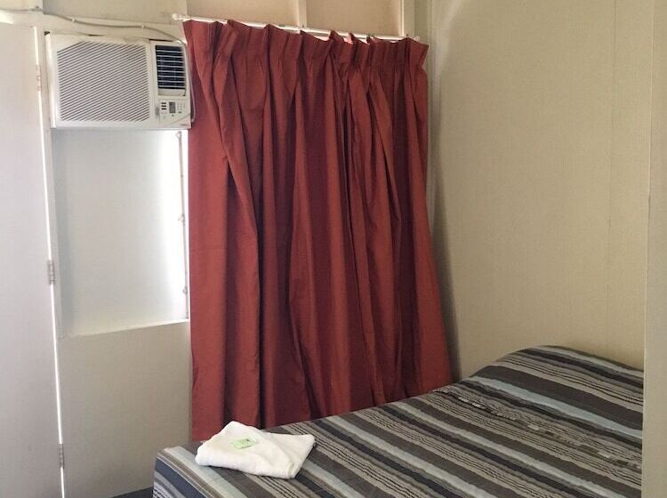 בית מלון כפרי Kooyong