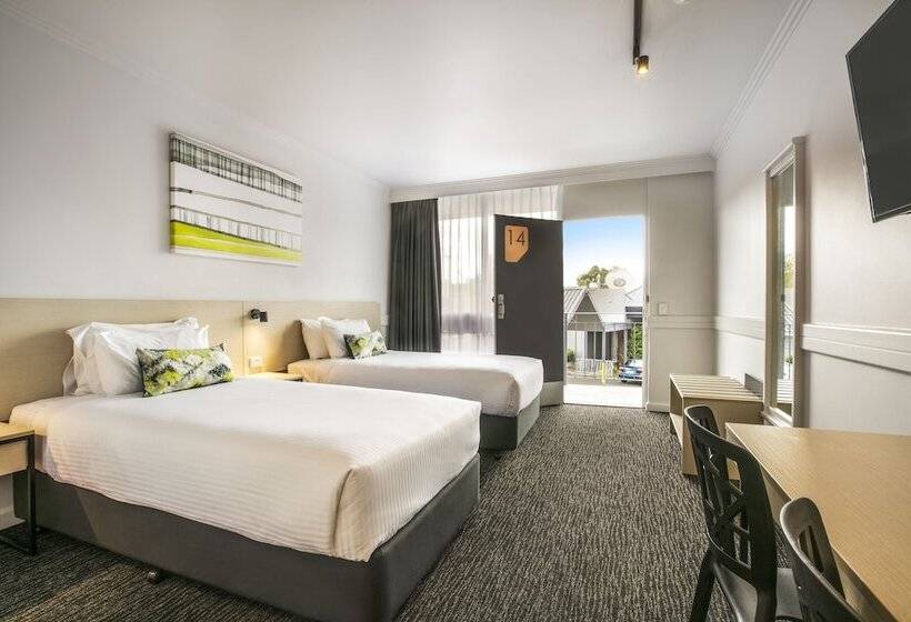 בית מלון כפרי Nightcap At Matthew Flinders