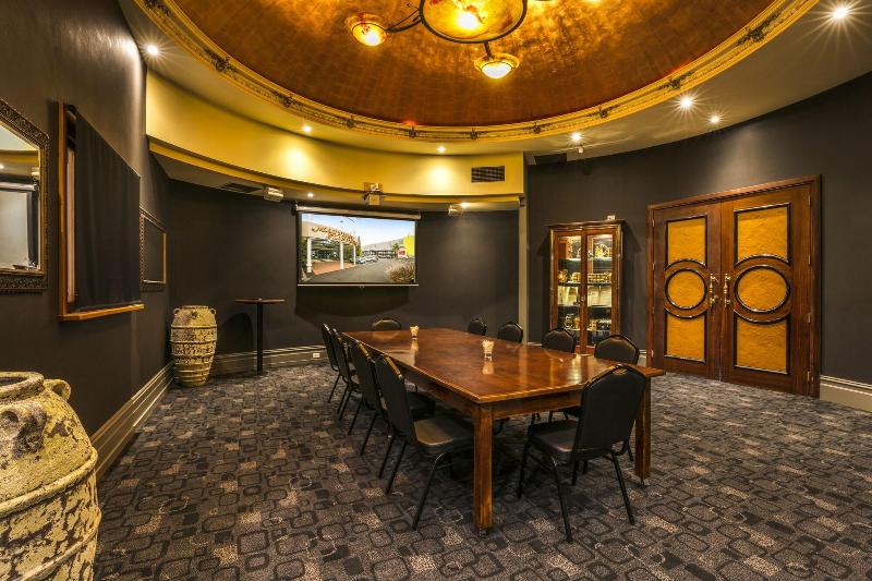 בית מלון כפרי Nightcap At Matthew Flinders