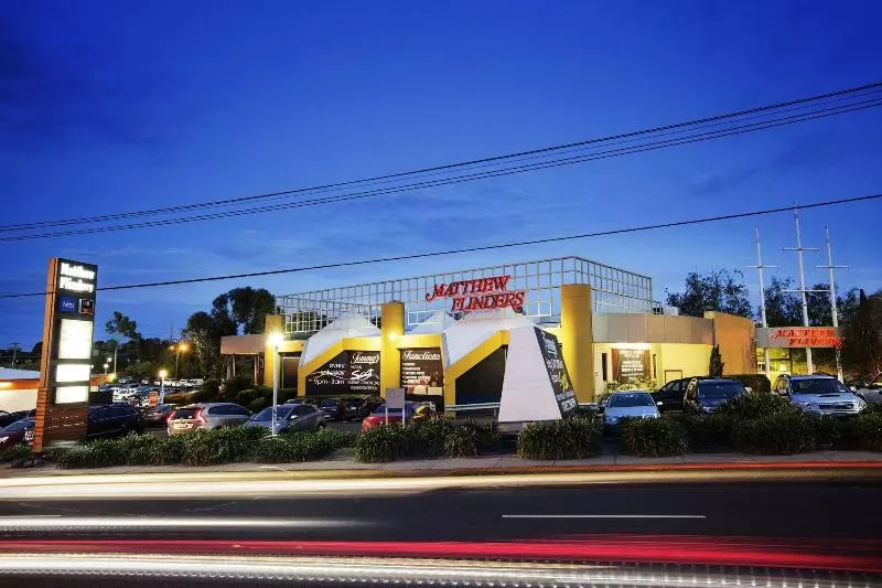 Hotel Nightcap At Matthew Flinders