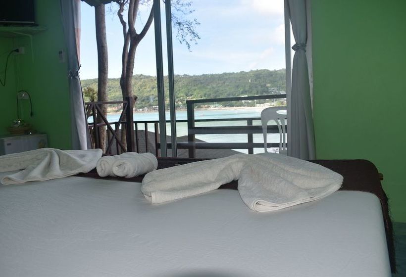 Szálloda Phi Phi Beach Front Resort