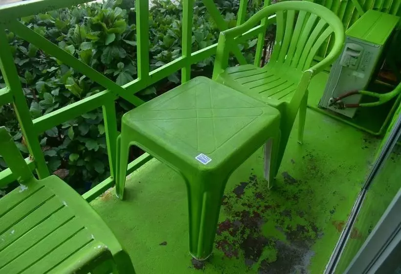 Hotel Phi Phi Beach Front Resort