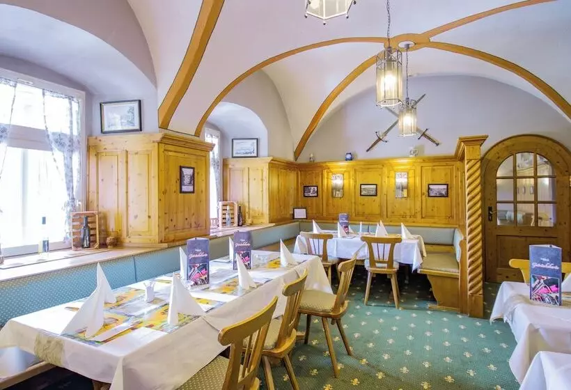 Отель Schloss Nebra