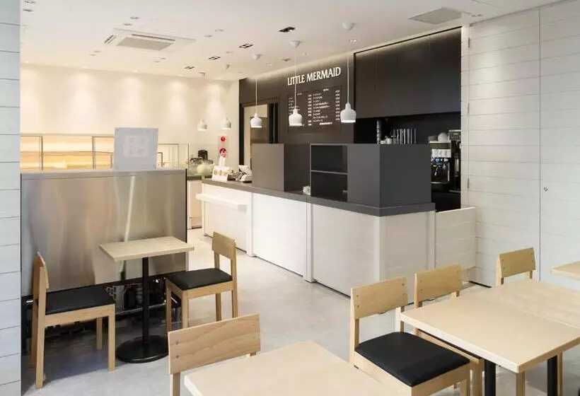 Отель Sotetsu Fresa Inn Ochanomizujimbocho