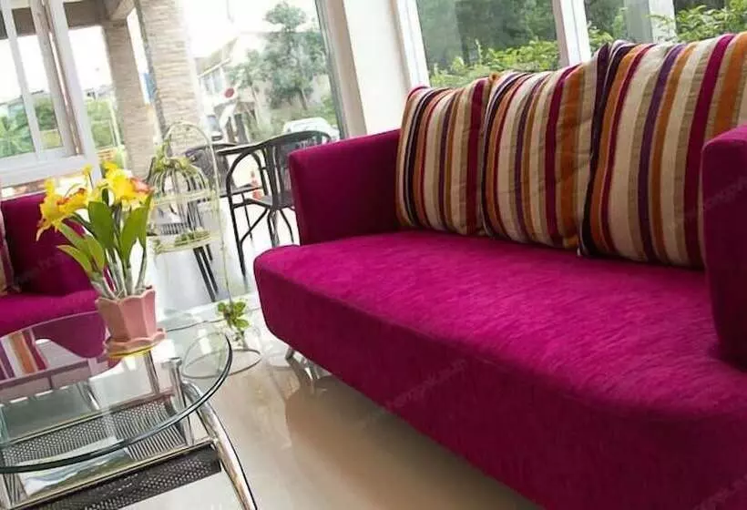 هتل The Centrino Serviced Residence