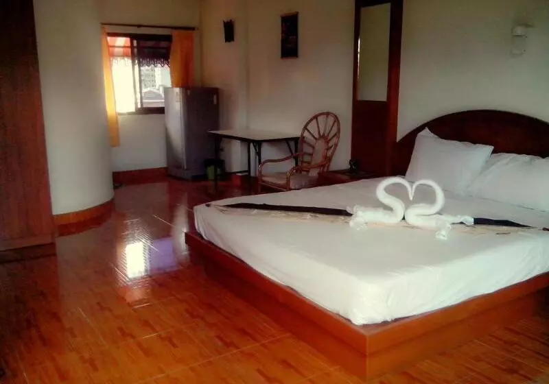 Отель The Guest House Sha